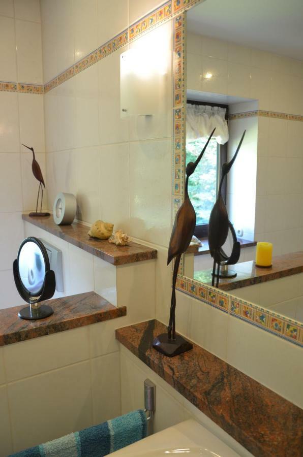 Kwatery Przy A4 Dabrowa Boleslawiecka Exterior photo